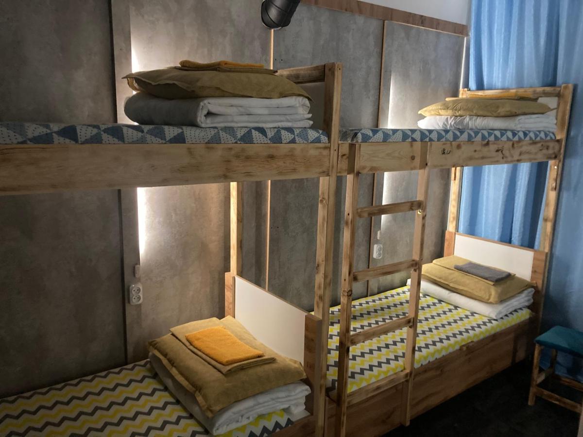 Hostel Del Luna Алматы Экстерьер фото