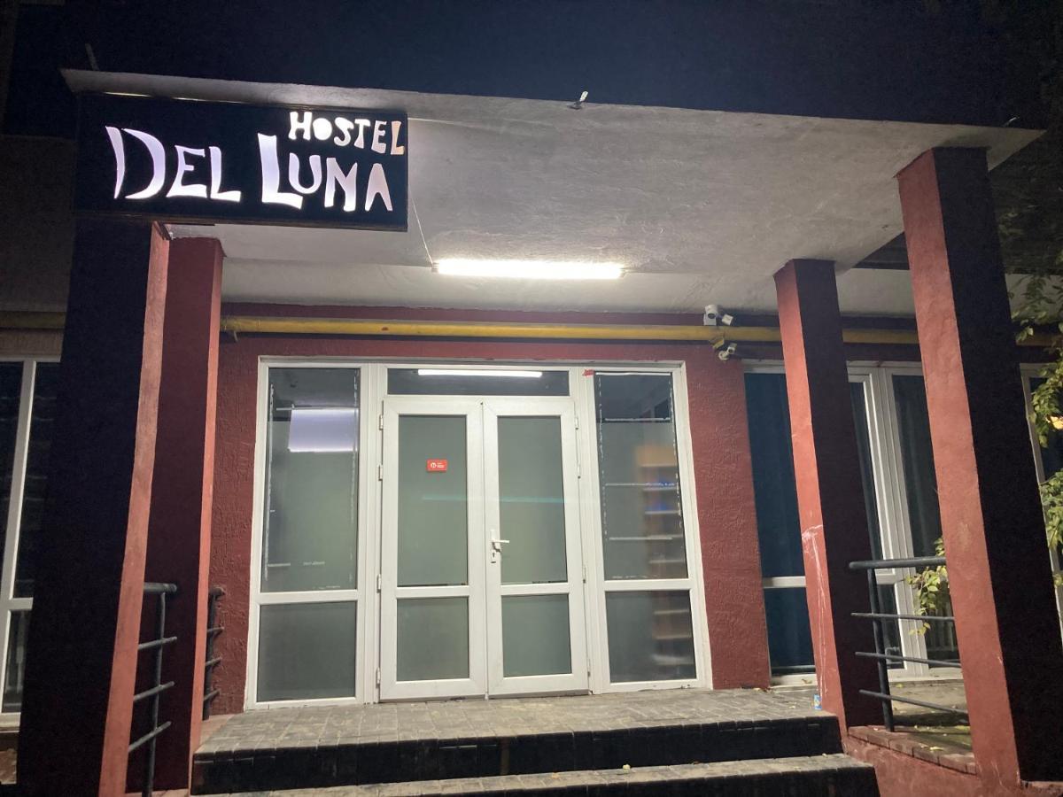 Hostel Del Luna Алматы Экстерьер фото