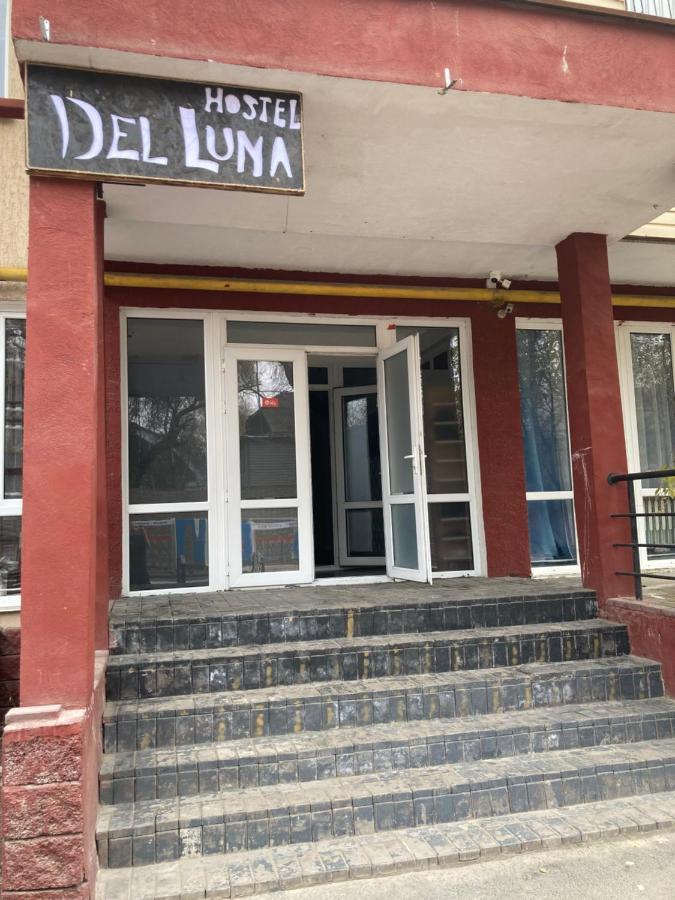Hostel Del Luna Алматы Экстерьер фото