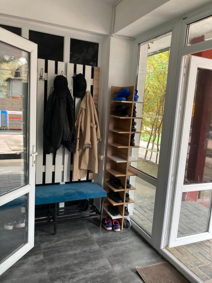 Hostel Del Luna Алматы Экстерьер фото