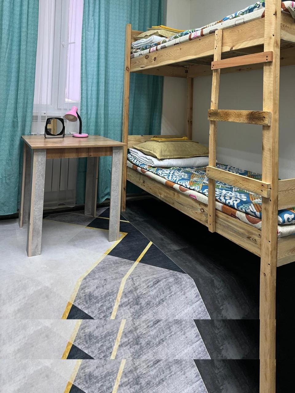 Hostel Del Luna Алматы Экстерьер фото
